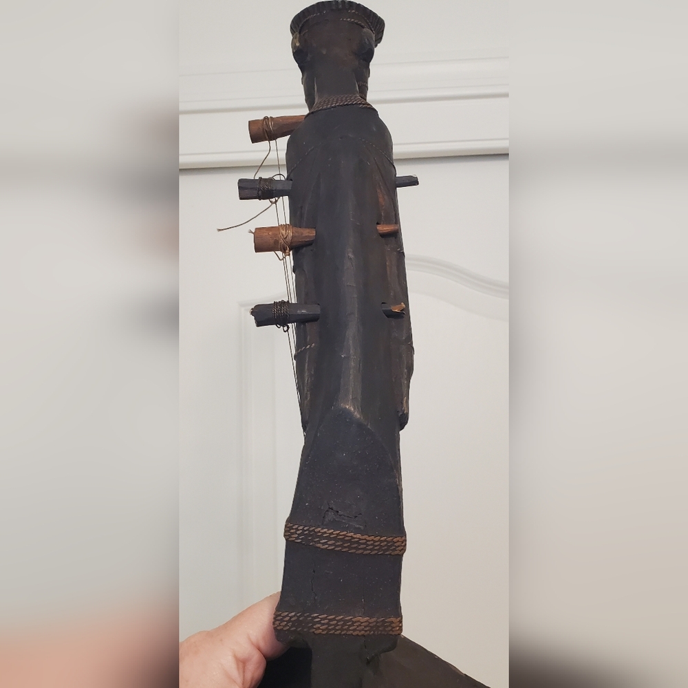 Handcrafted African Harp String Instrument - Picture 11 of 15